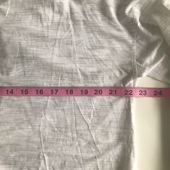 Lululemon 10? Back Into It Long Sleeve Tee Shirt Open Back Keyhole Relaxed Beige - Picture 5 of 5